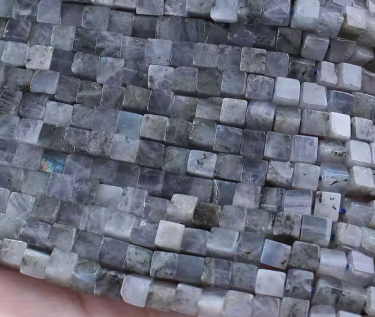 4x4mm Natural Square Beads Grey Labradorite