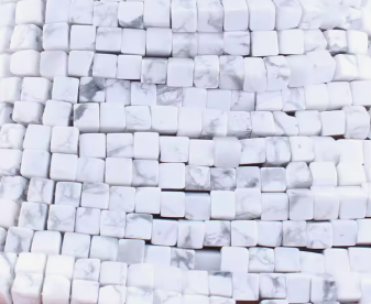 4x4mm Natural Square Beads Howlite